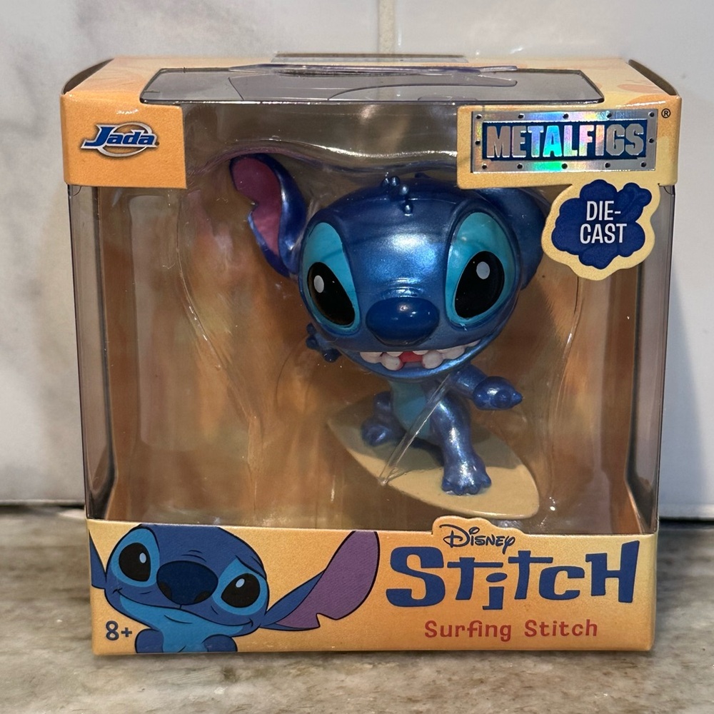 Disney SURFING STITCH Die-Cast MetalFig 2.25" Metal Mini Fig Diecast Figure NEW